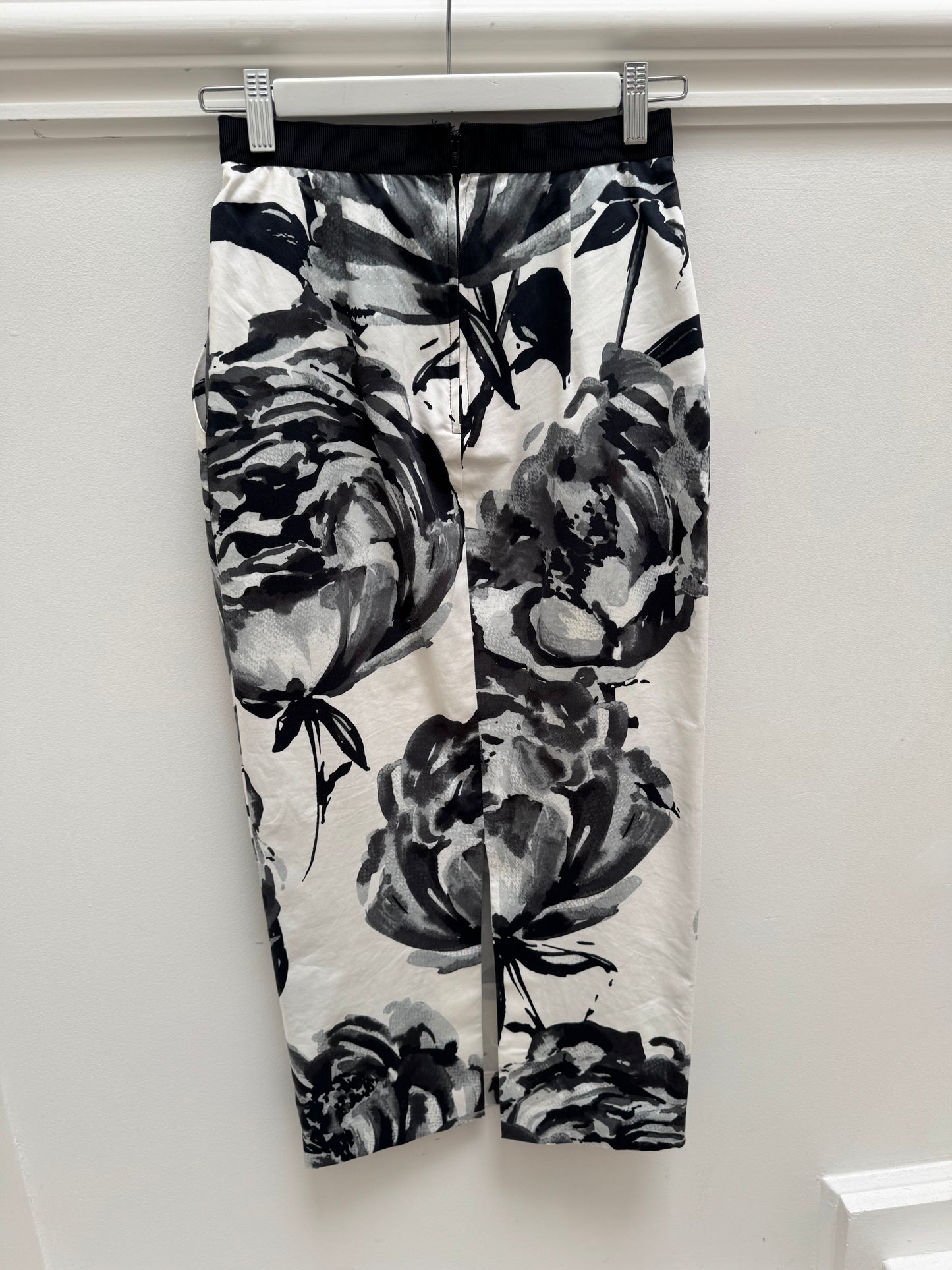 Scanlan Theodore Printed Pencil Skirt - Size 6