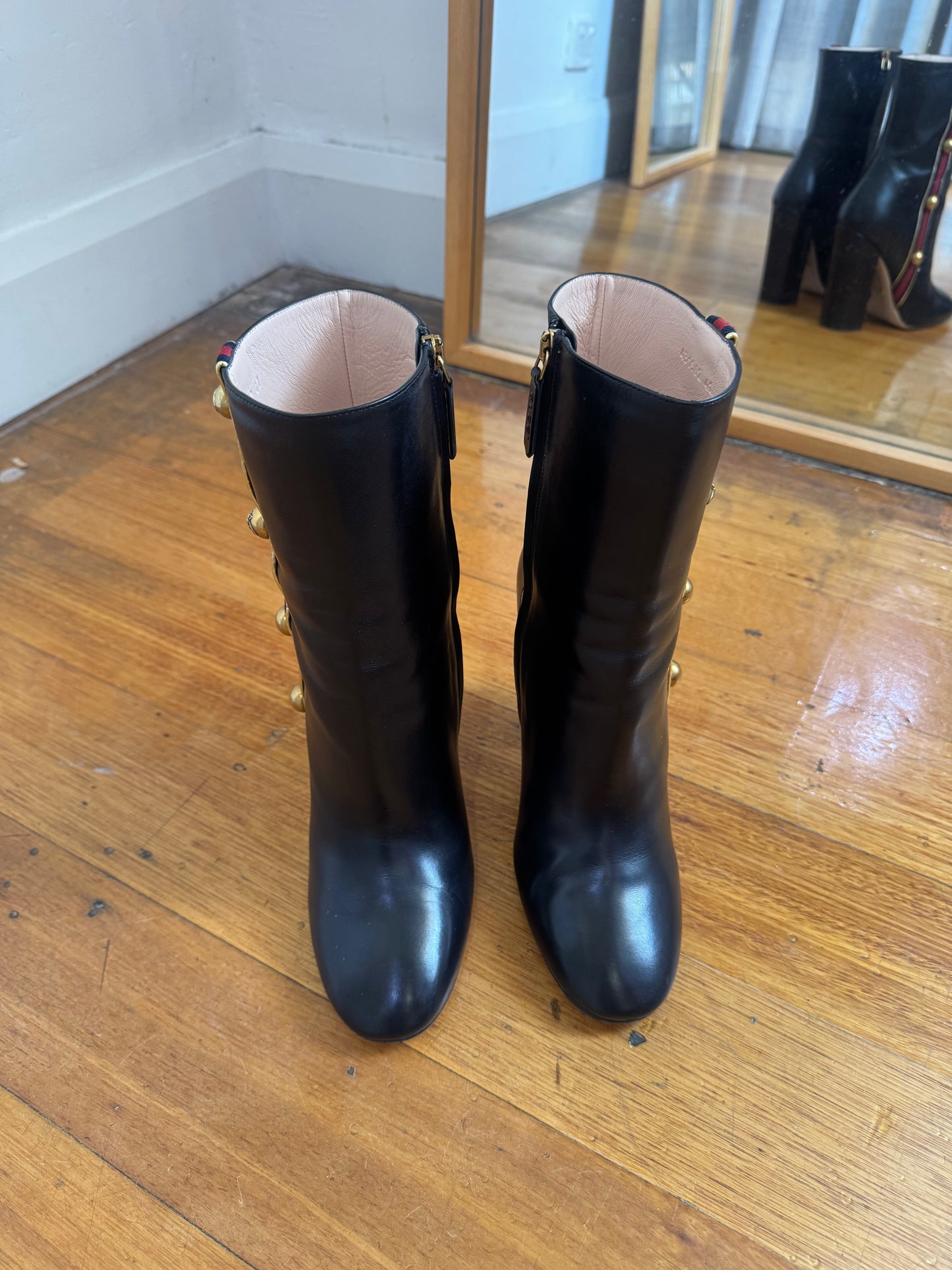 Gucci Authentic Leather Riding Boots - Size 41 (Box & Dust Bags included)