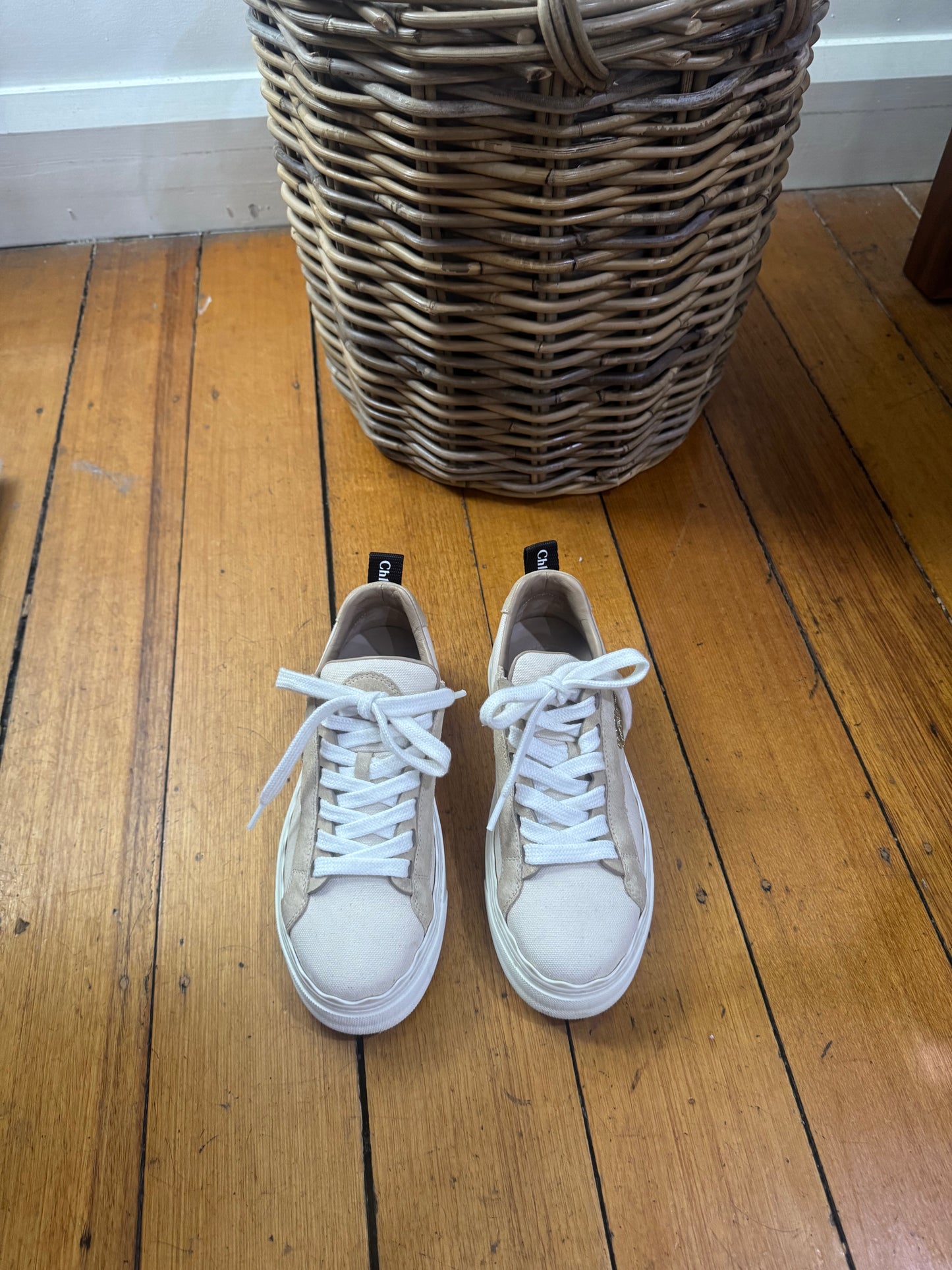 Chloe Lauren Sneaker with Logo - Size 35