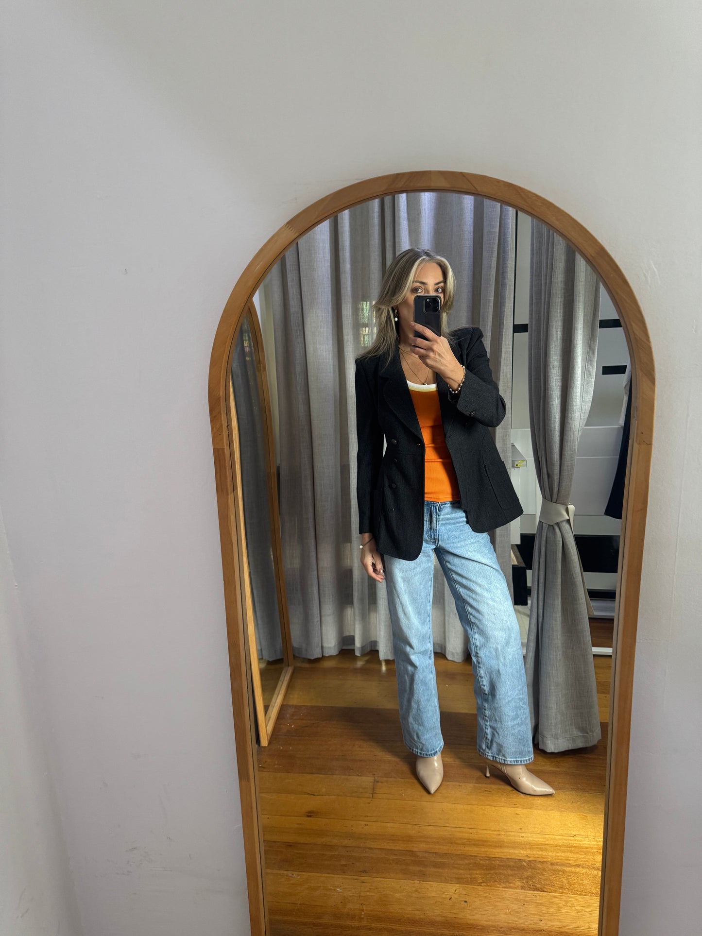 Chanel Grey Vintage 100% Wool Blazer - Size 38