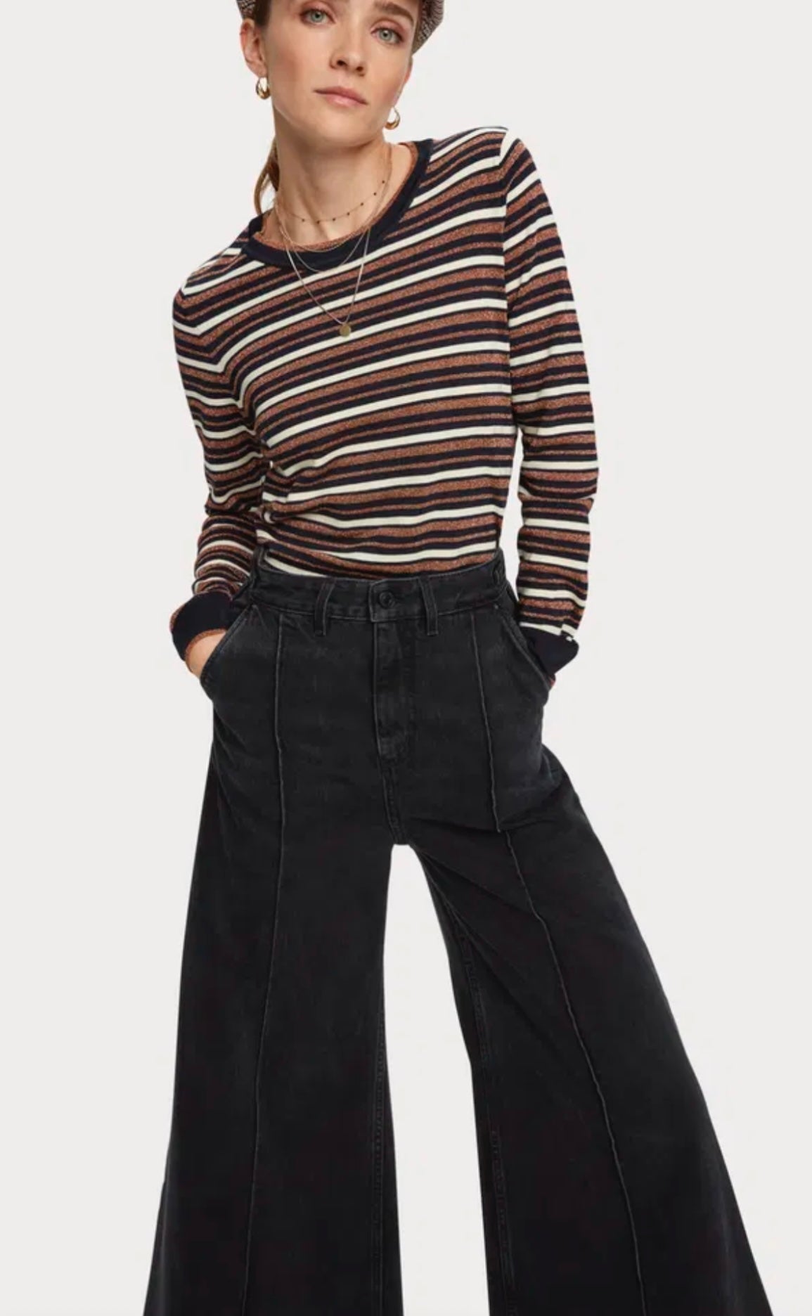 Scotch & Soda Navy & Gold KKnit Sweater - Size L