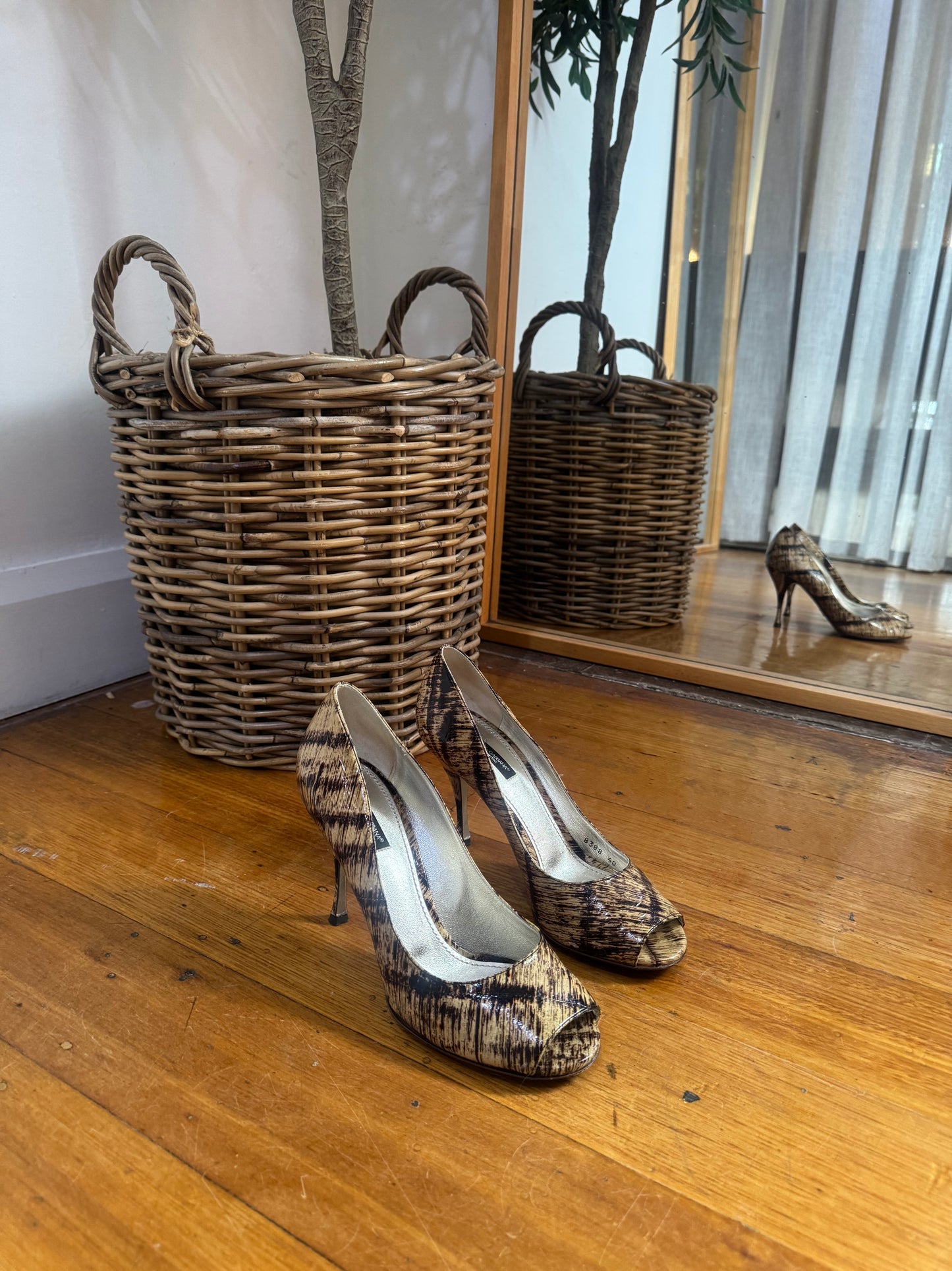 Dolce & Gabbana Patent Leather Heels - Size 40