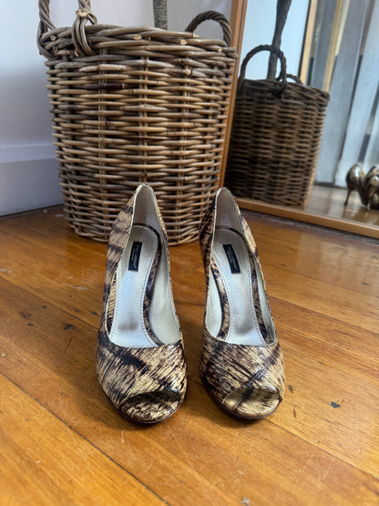 Dolce & Gabbana Patent Leather Heels - Size 40