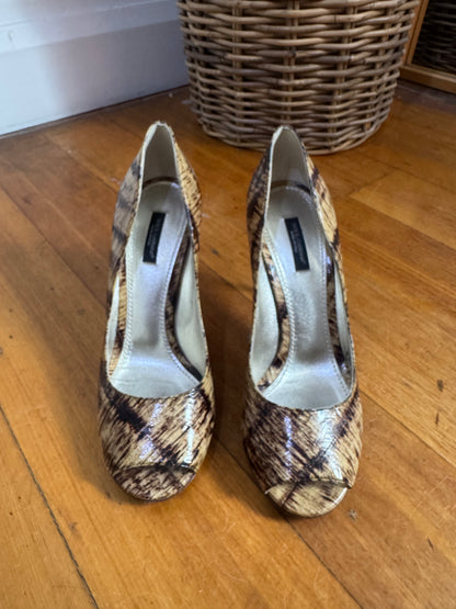 Dolce & Gabbana Patent Leather Heels - Size 40