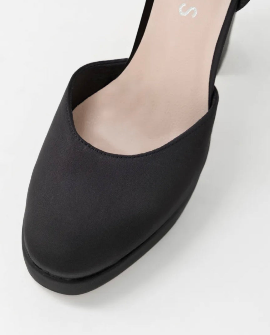 Midas Amba Satin Mary Jane Heels - Size 38 (Brand New in Box)