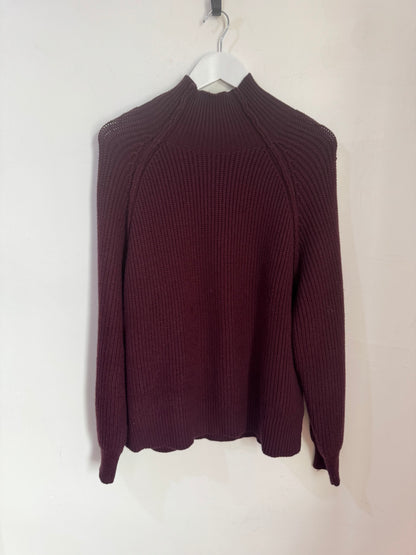 HENNE Burgundy Ribbed Sweater - Size M