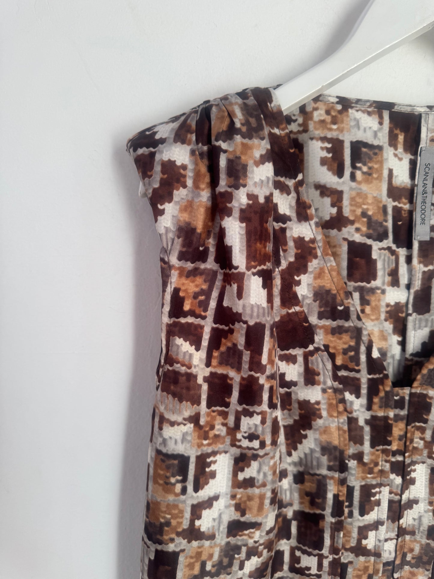 Scanlan Theodore Silk Print Shift Dress - Size 8