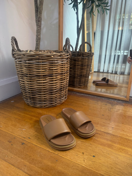 Alias Mae Tan Slides - Size 37