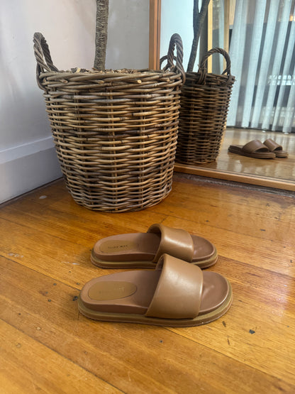 Alias Mae Tan Slides - Size 37