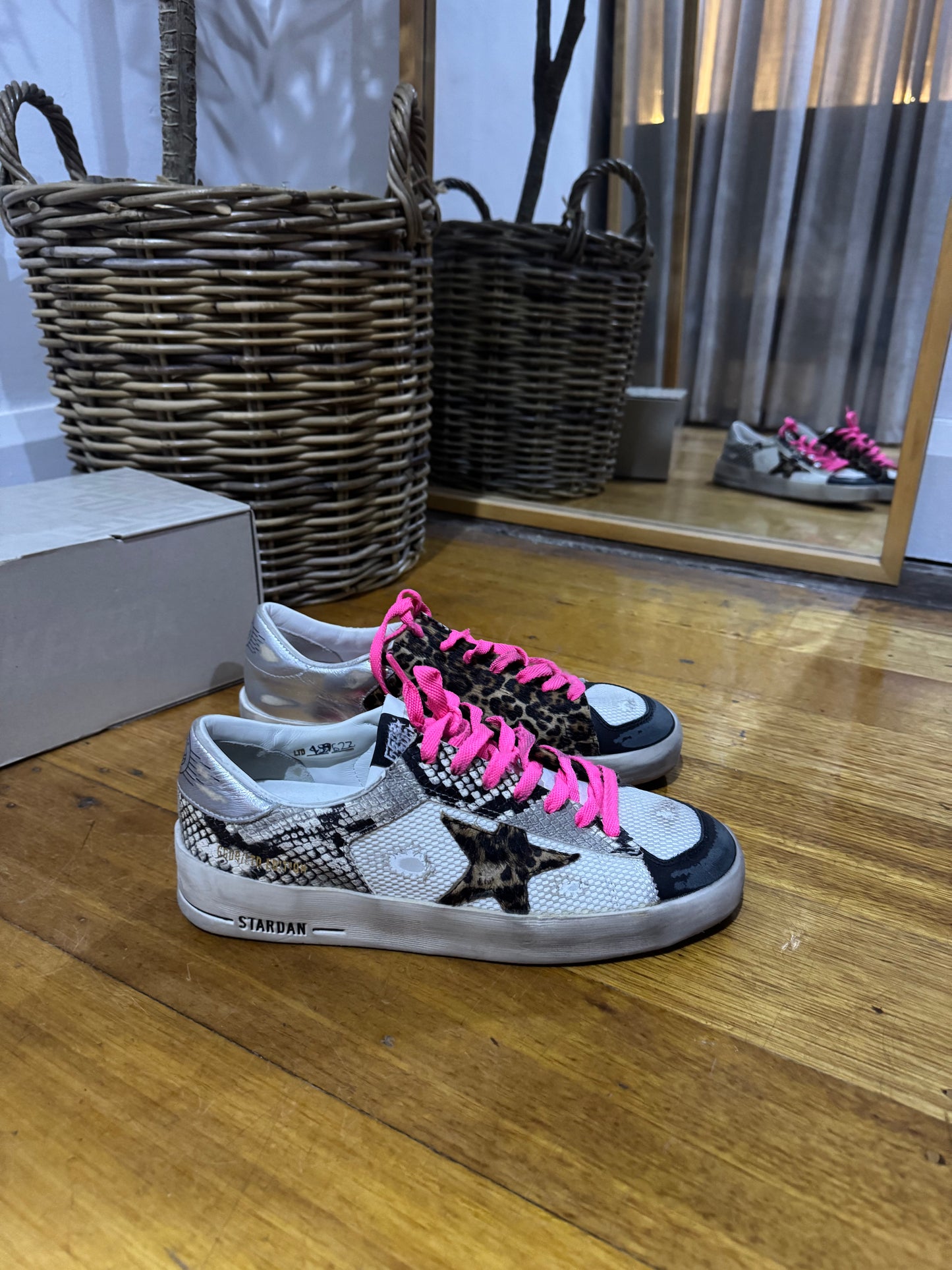 Golden Goose Stardan Low-Top Sneakers - Size 40 (Brand New in Box)