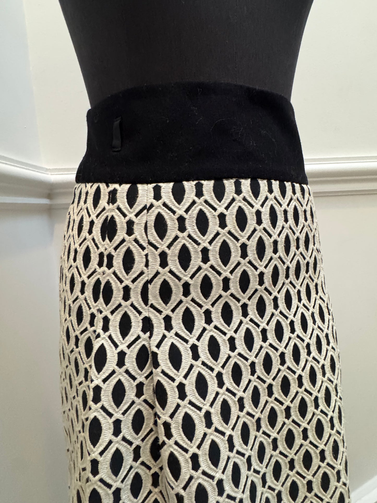 Anna Thomas A-Line Skirt - Size 6