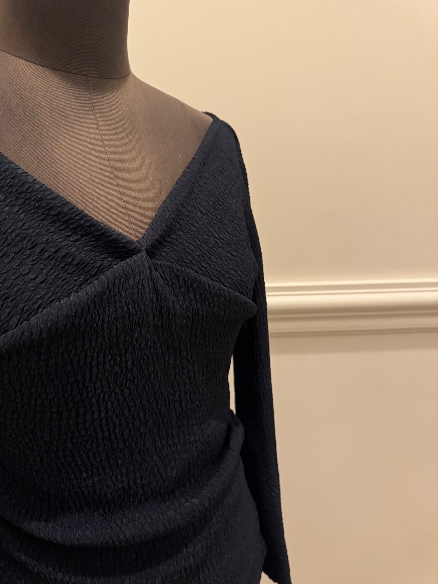 Scanlan Theodore Navy Textured Top - Size 6