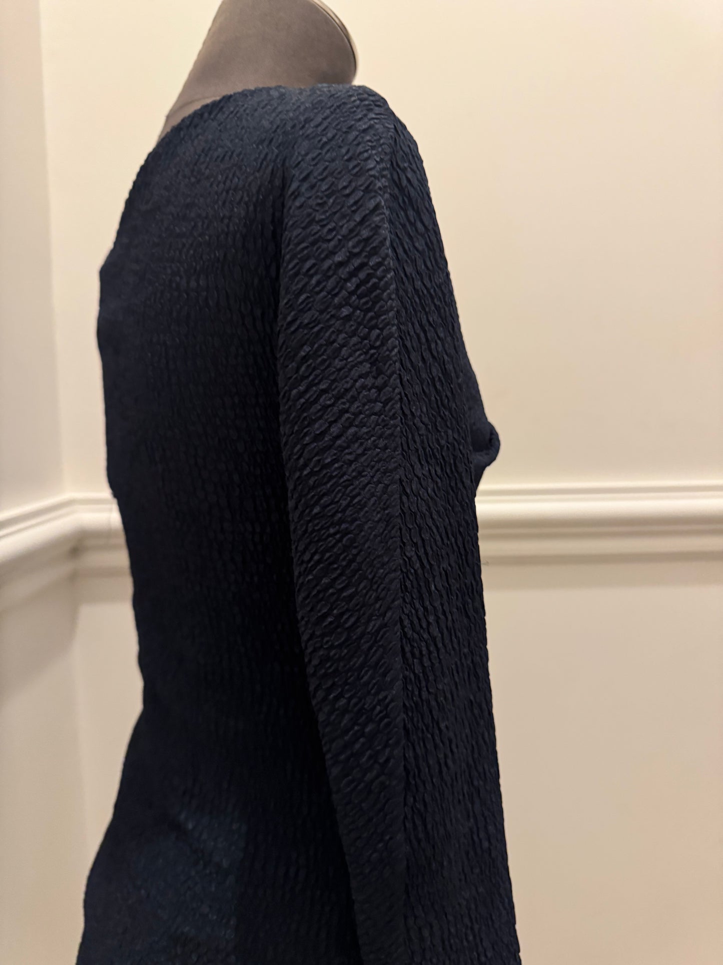 Scanlan Theodore Navy Textured Top - Size 6