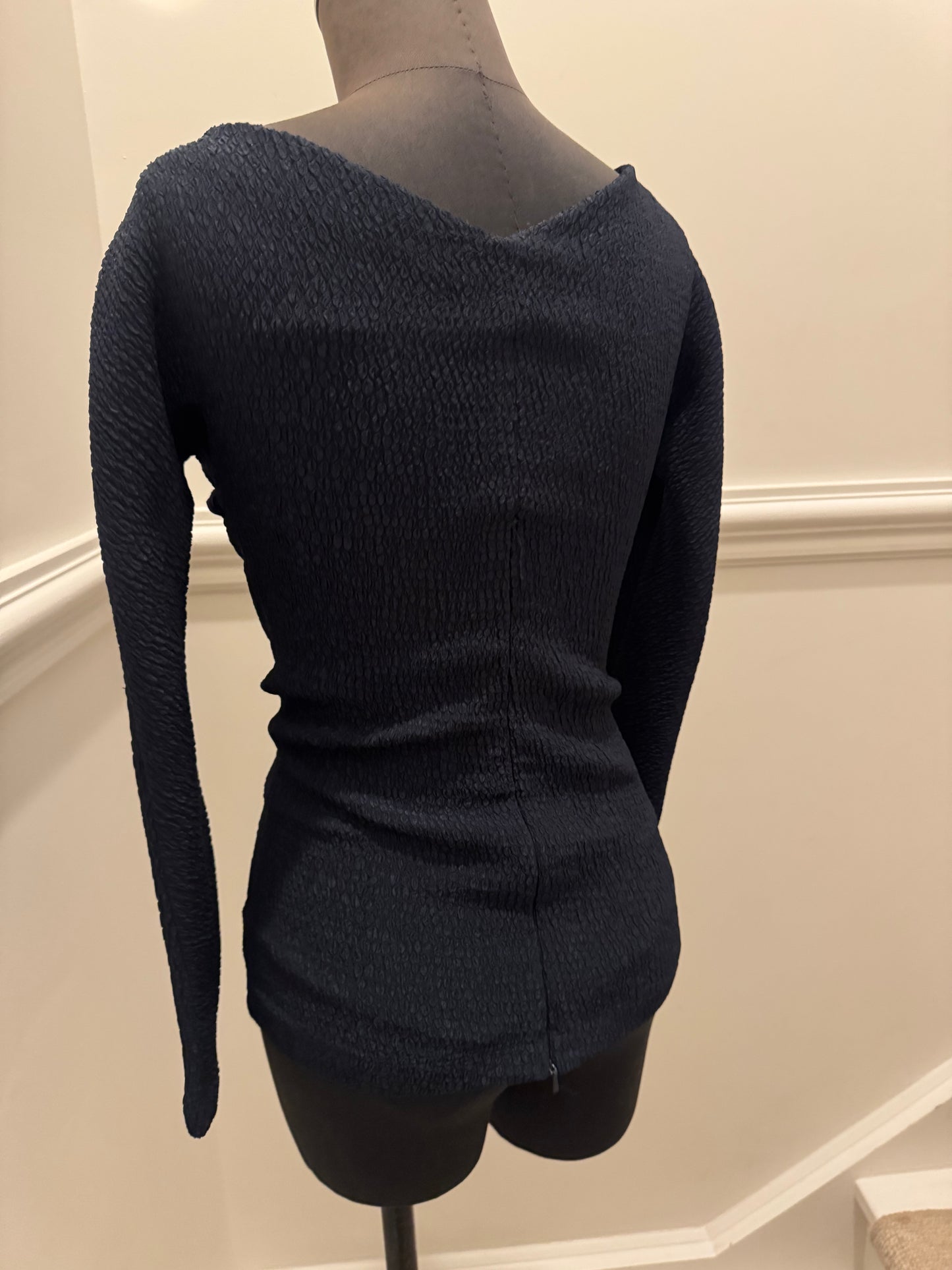 Scanlan Theodore Navy Textured Top - Size 6