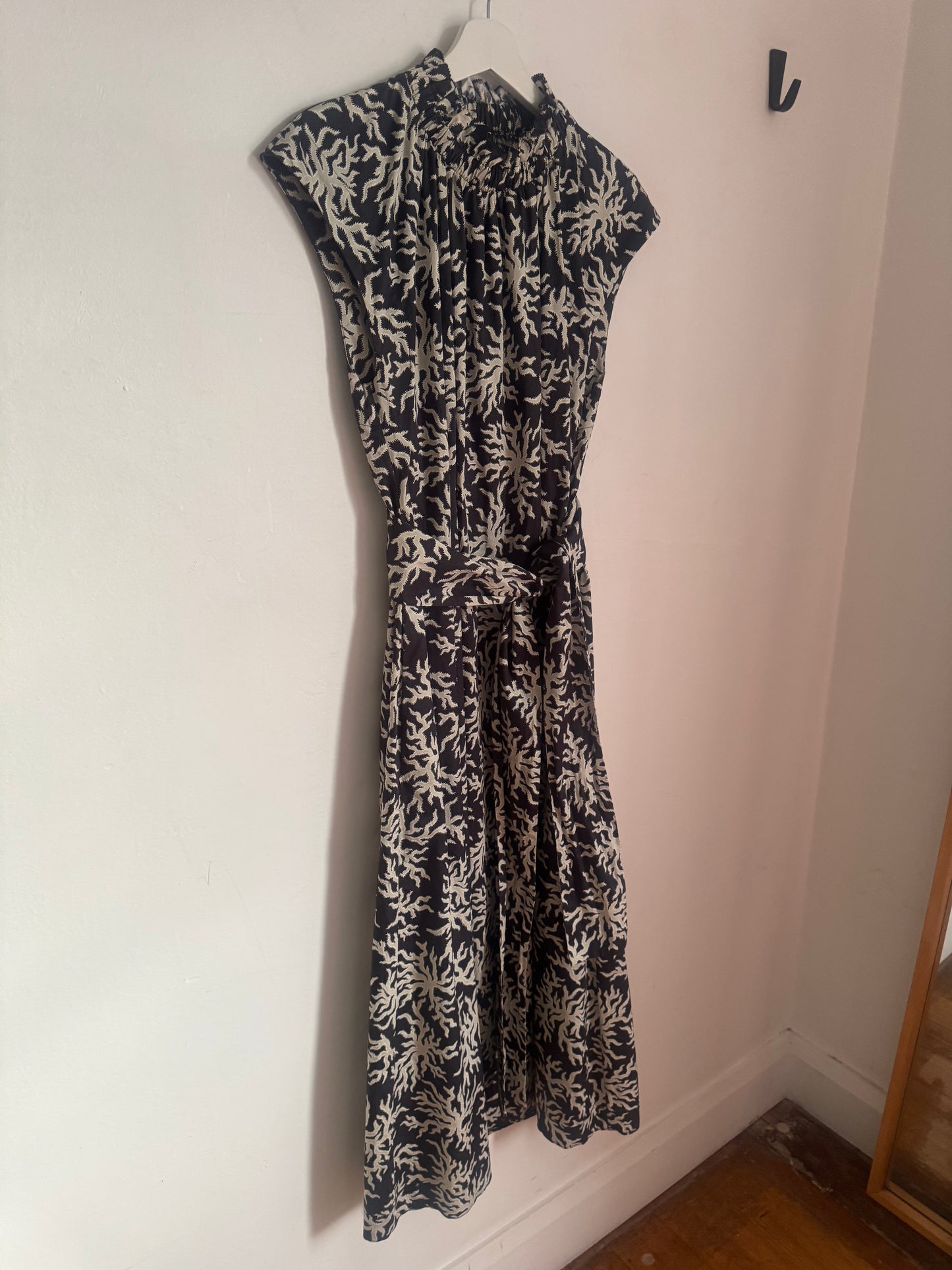 Husk Print Cotton Midi Dress - Size 10