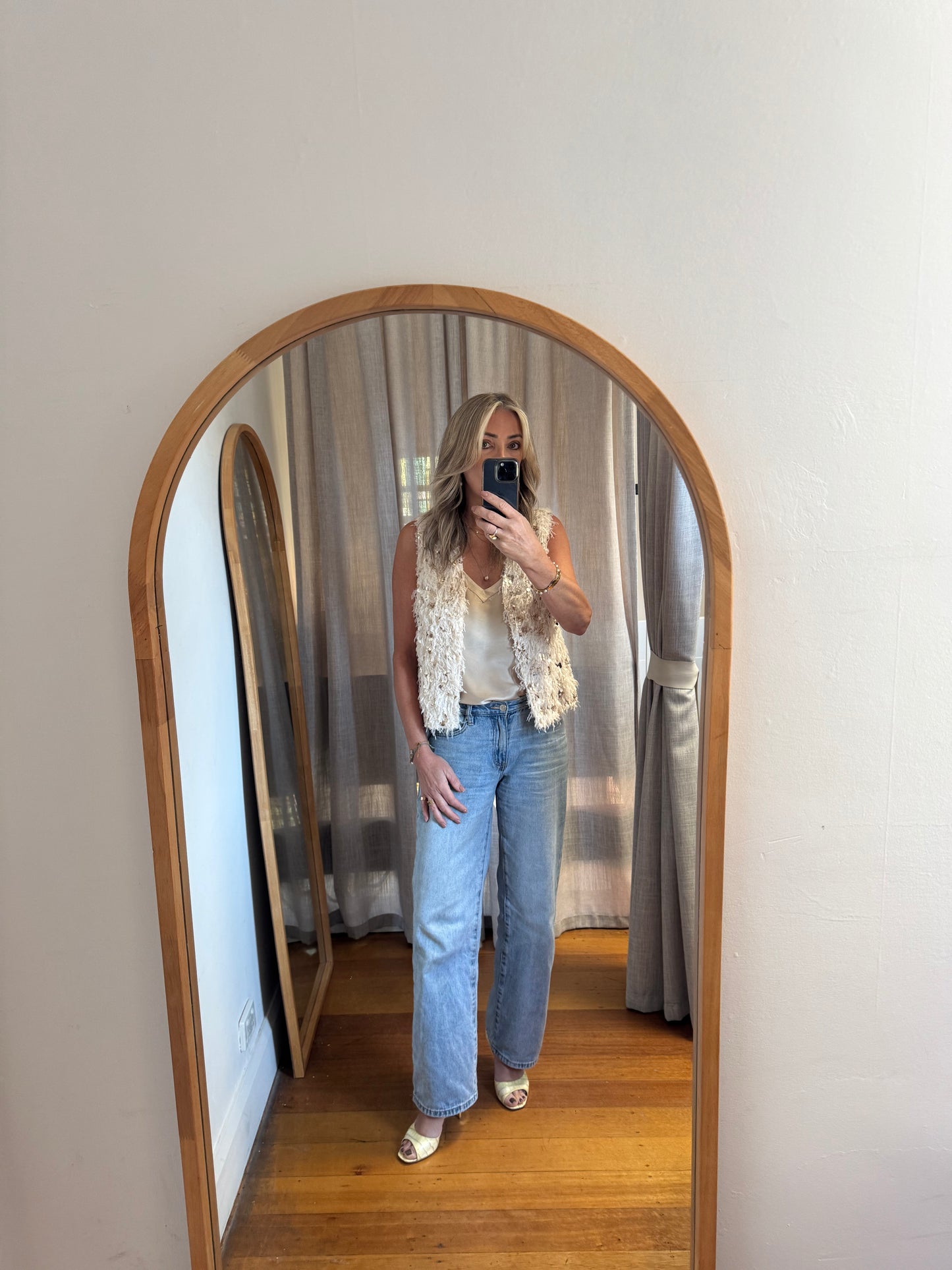 Joey the Label Splendour Vest - Size 8