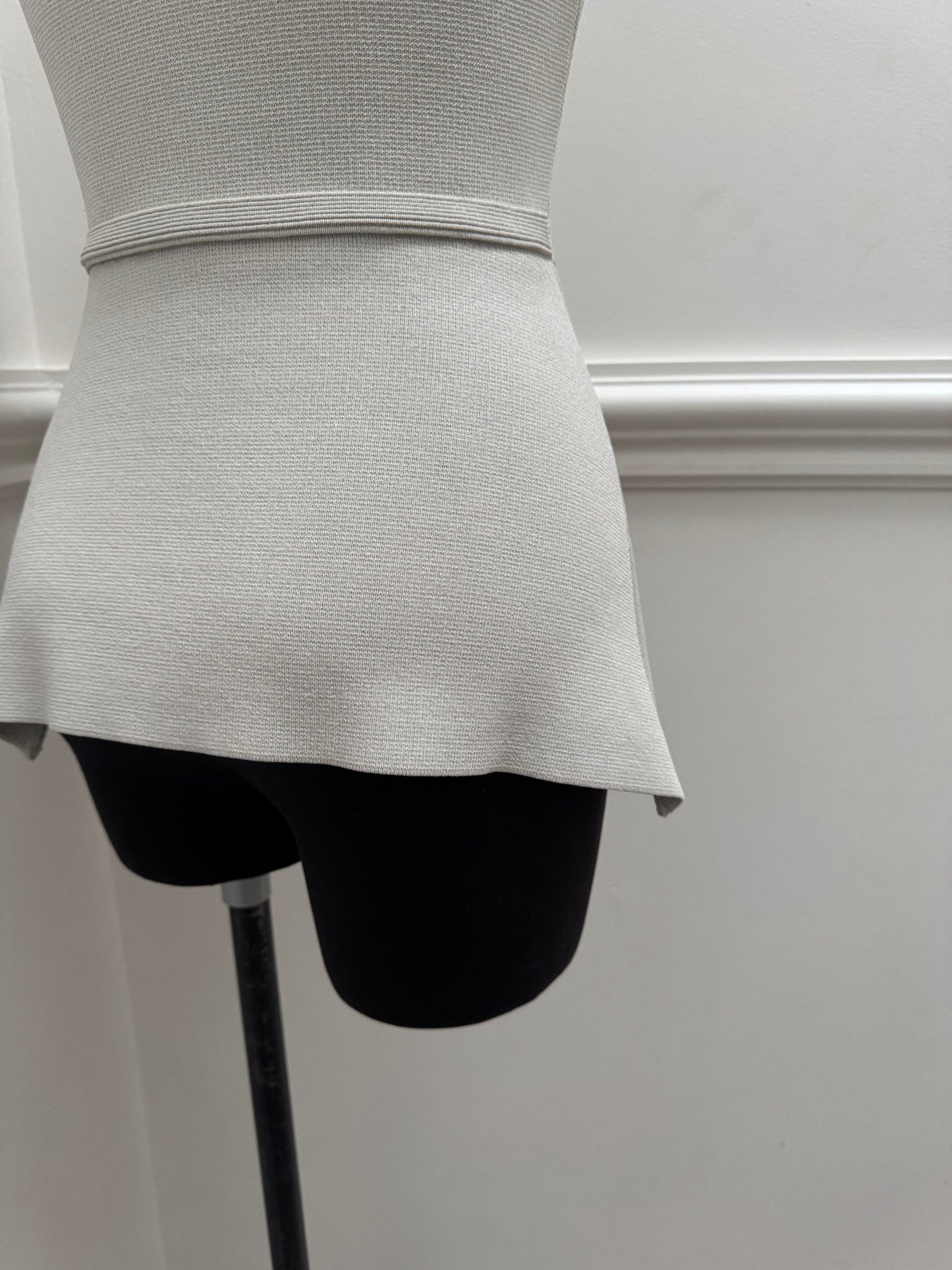 Scanlan Theodore Crepe Knit Peplum Top - Size S