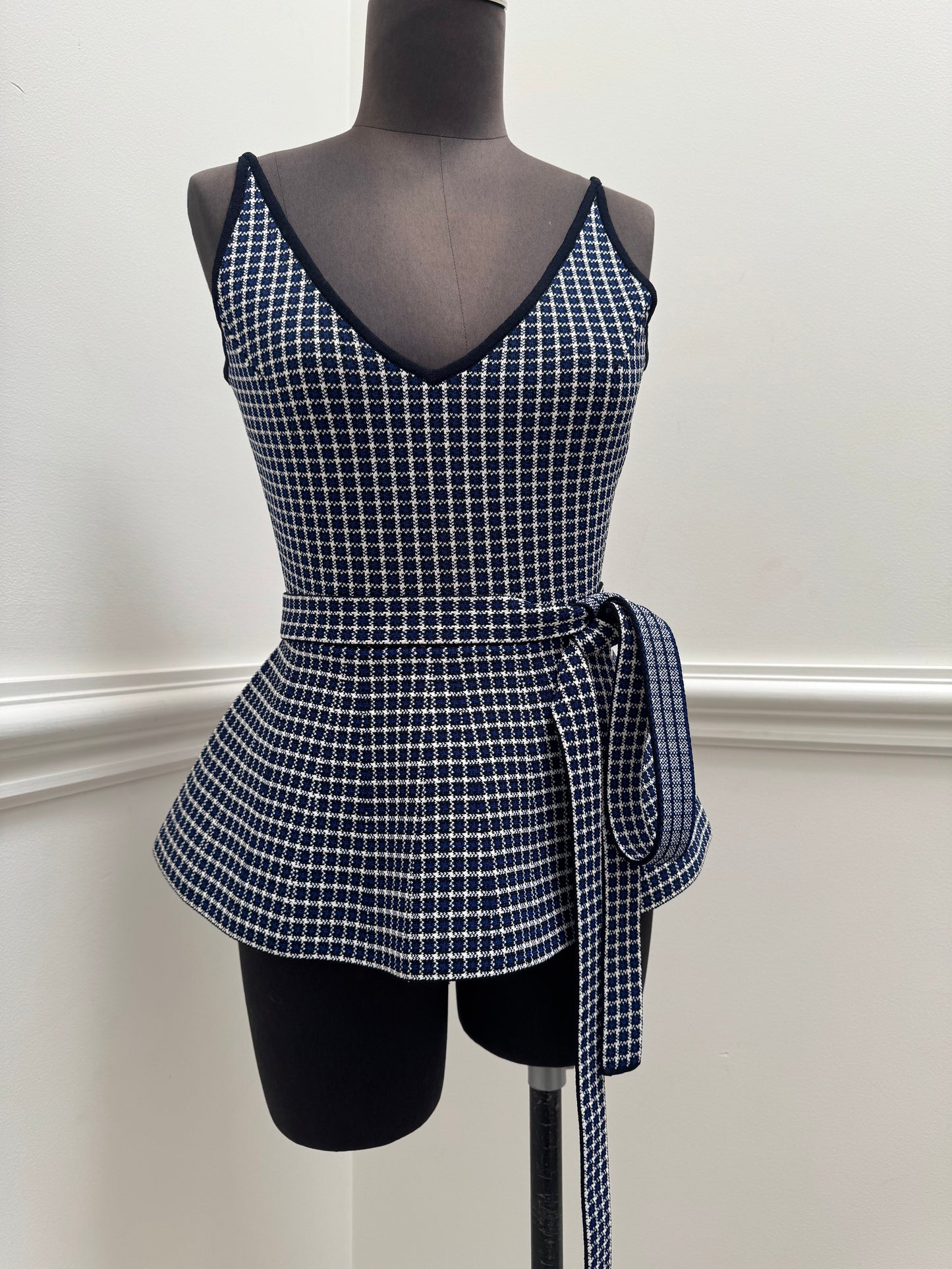 Scanlan Theodore Navy Crepe Knit Peplum Tank - Size S (Like New)