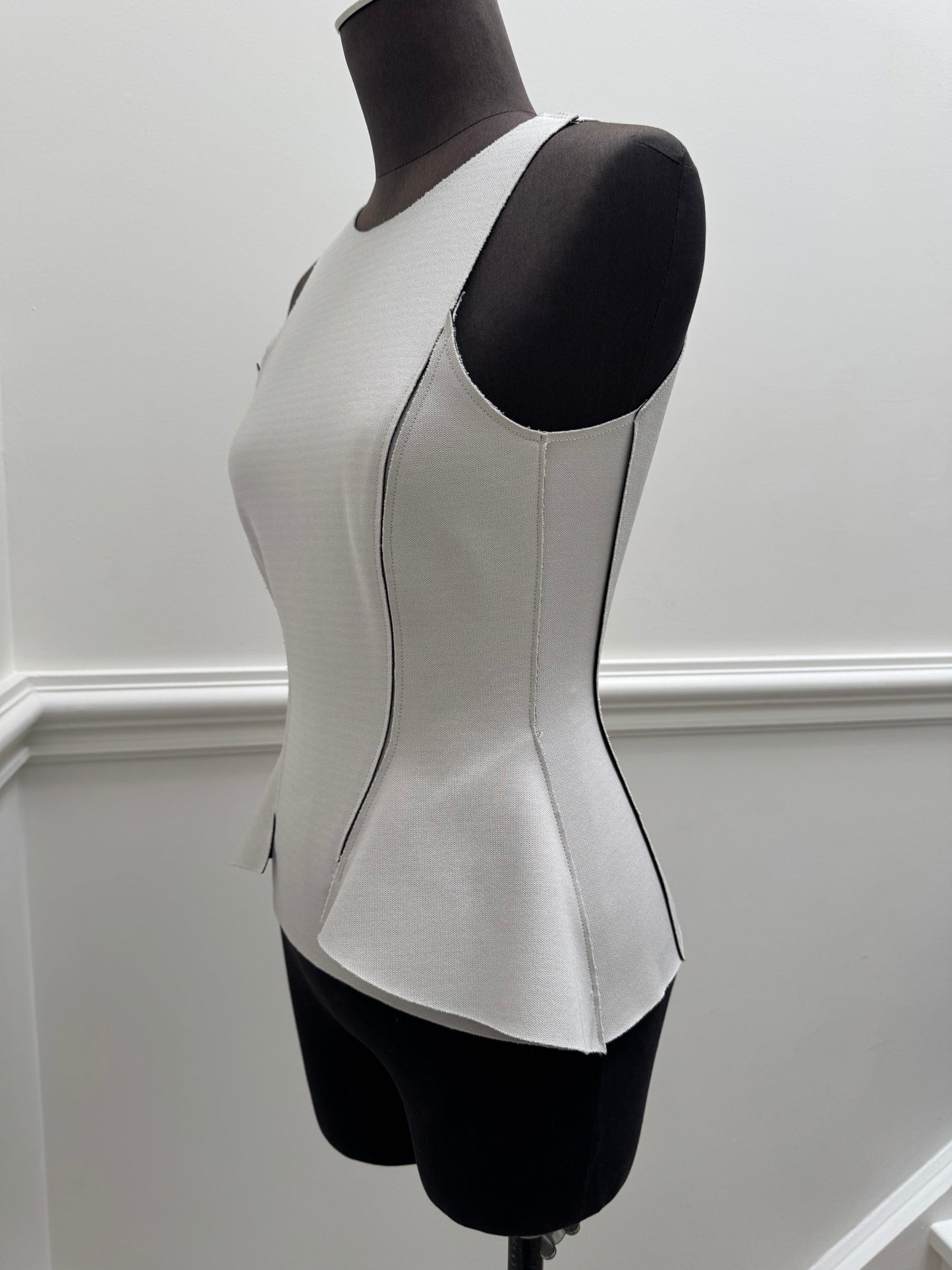 Scanlan Theodore Peplum Beige Tank - Size 8