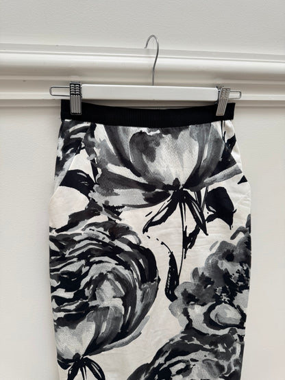 Scanlan Theodore Printed Pencil Skirt - Size 6