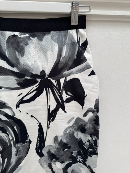 Scanlan Theodore Printed Pencil Skirt - Size 6