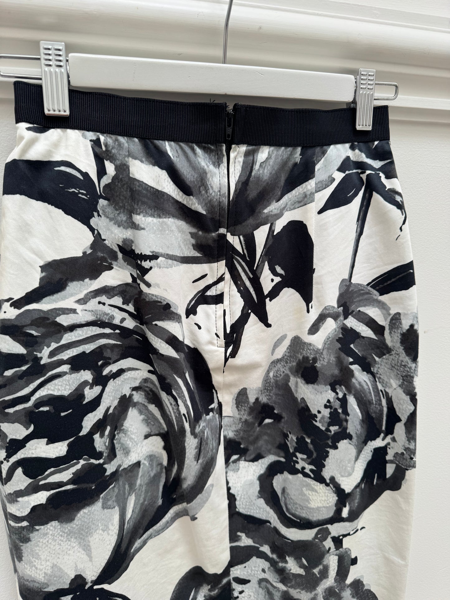 Scanlan Theodore Printed Pencil Skirt - Size 6