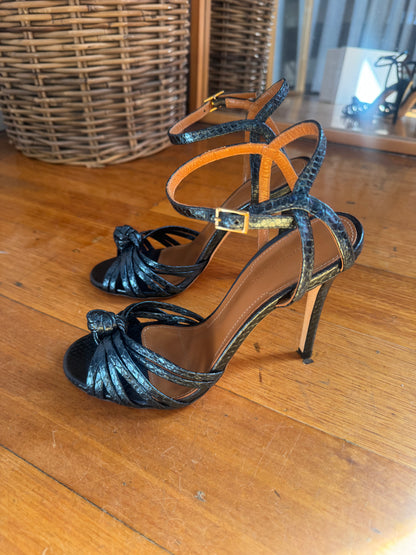 Scanlan Theodore Fine Knot Stiletto - Size 38