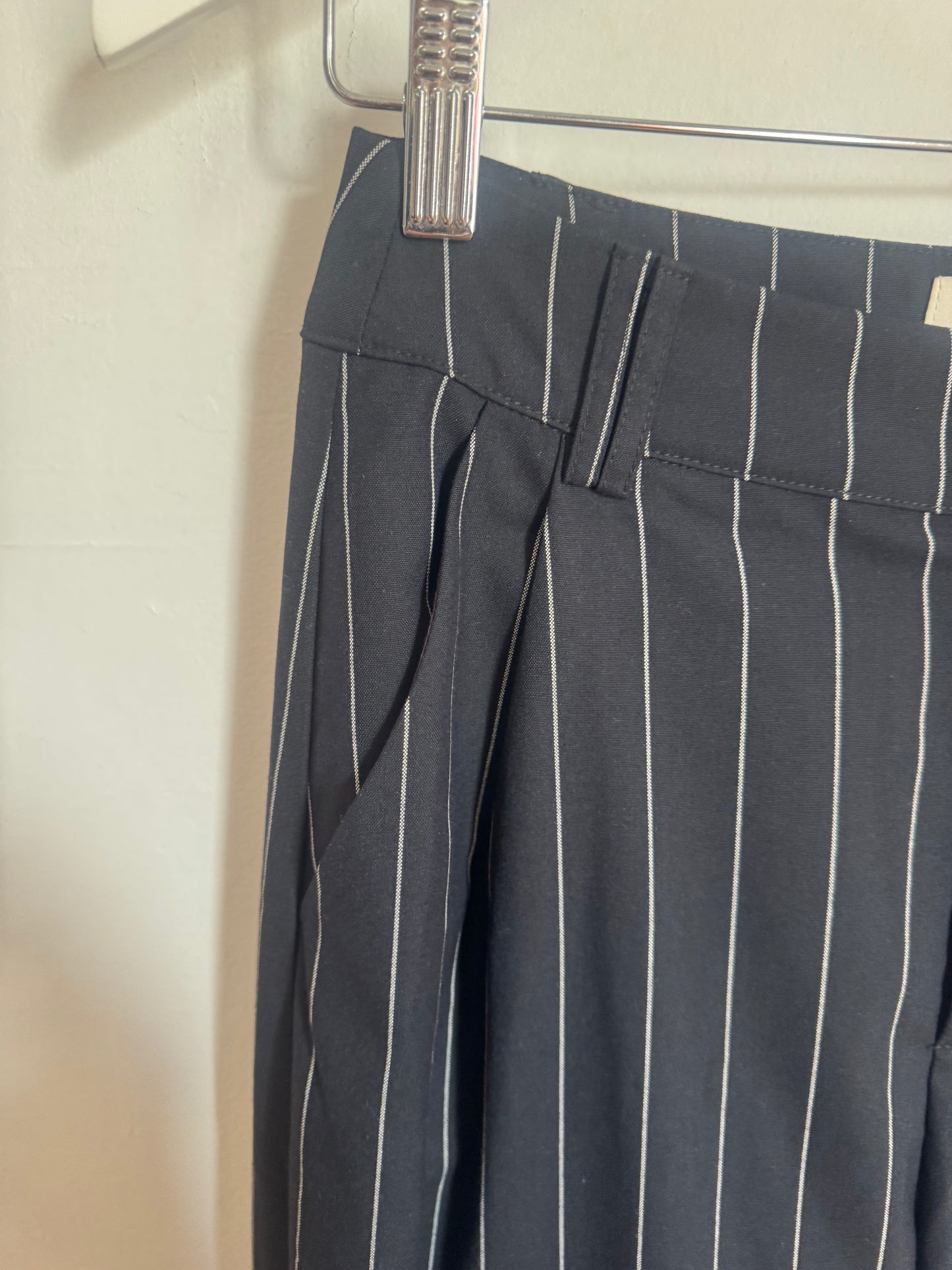 Dissh Navy Pinstripe Pants - Size 8