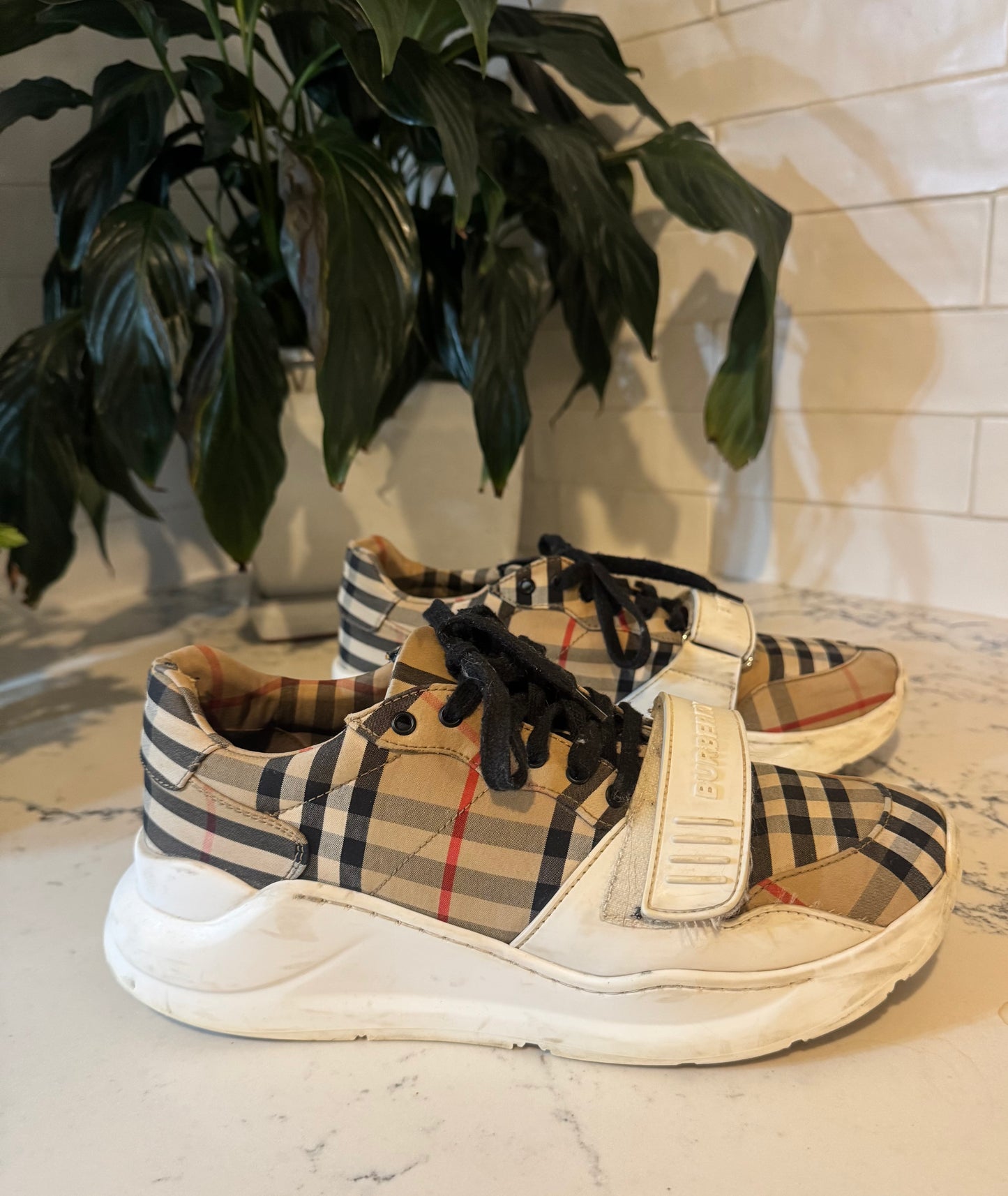 Burberry Regis Low-top Multi Trainer - Size 40
