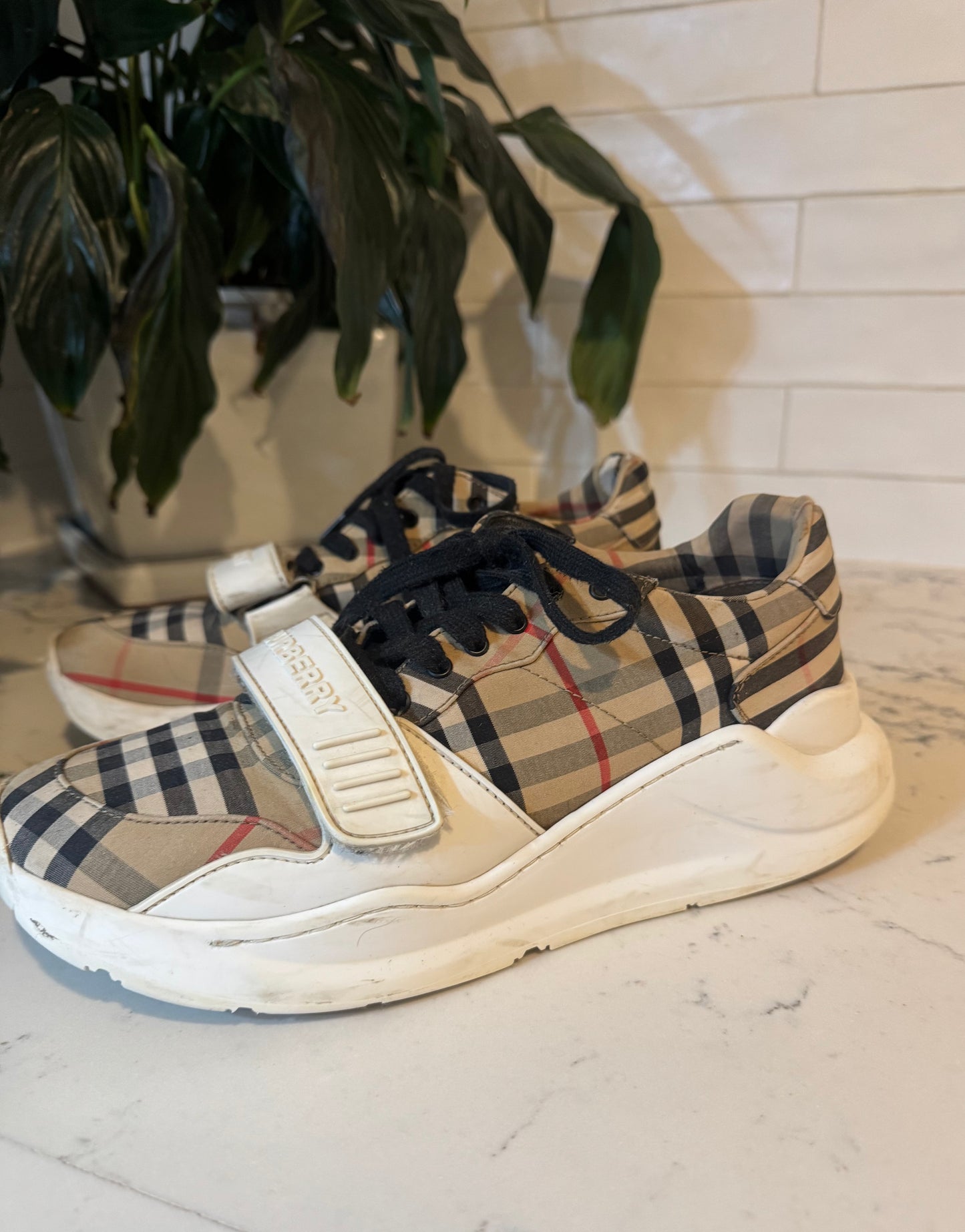 Burberry Regis Low-top Multi Trainer - Size 40