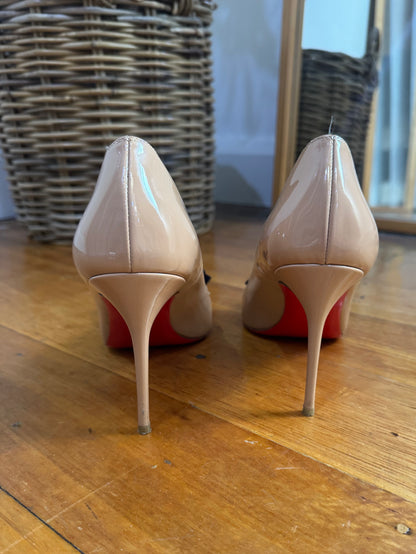 Christian Louboutin Love Me 100 Bow Pumps - Size 39 - Excellent Condition - Like New