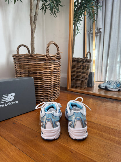 New Balance Lifestyle Mode De Vie - Size 8 (Brand New)